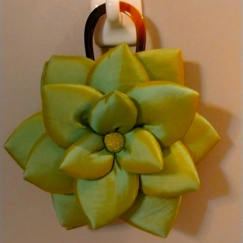 NWOT Mad bags, Taffeta Silk Flower Clutch, fairycore luxury Y2k